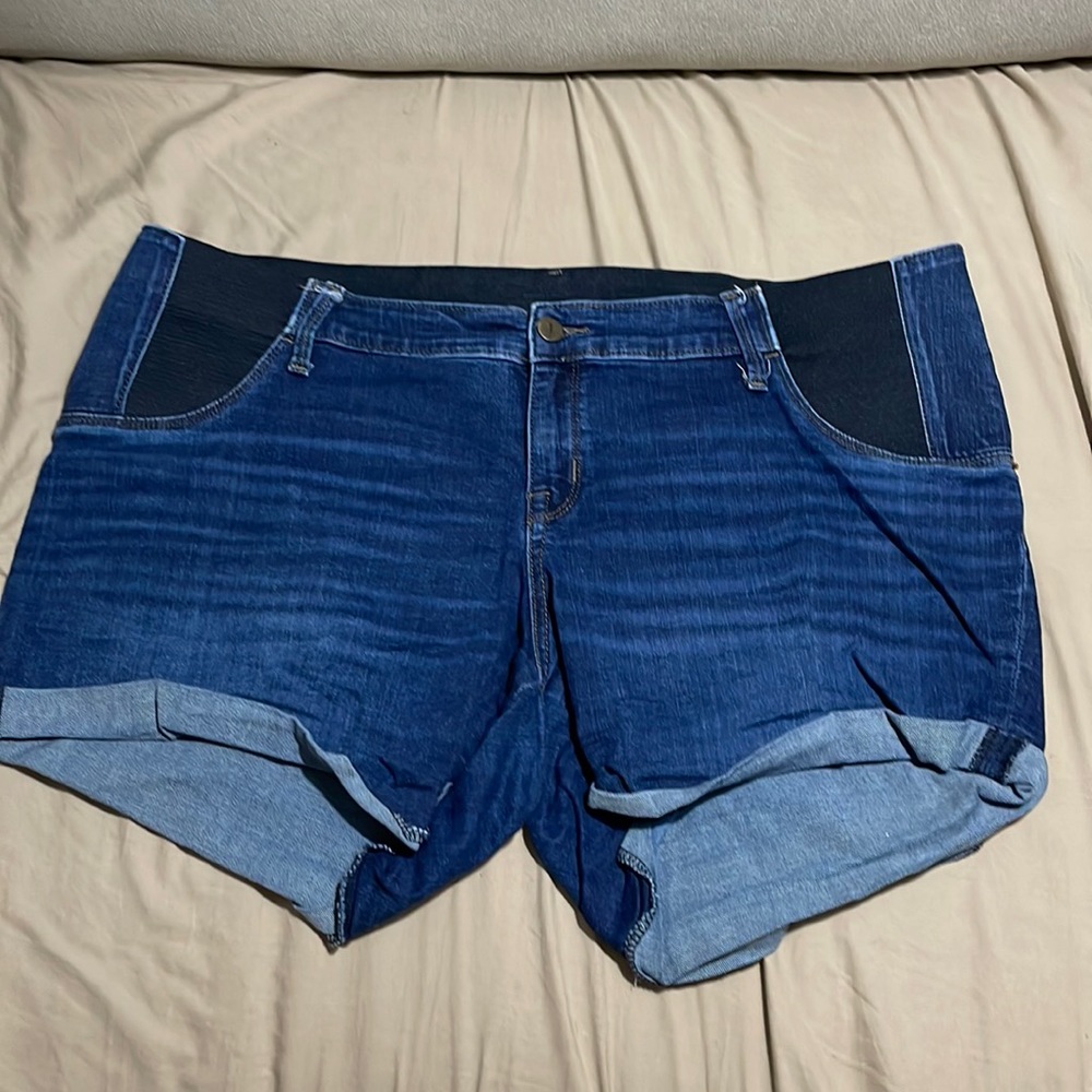 Maternity Jean shorts